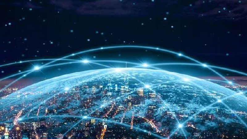 云服務器與物理機延遲對比：深入解析性能差異
