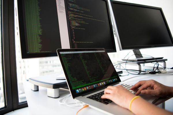 張雪峰去世 高中同學緬懷：他曾是體育委員 痛惜不已:路華能源科技（保山）有限公司怎么樣